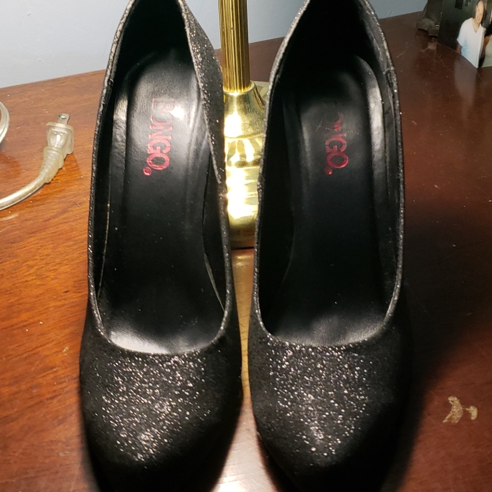 Stilettos shoes